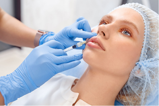 自然的透明質酸填充劑如何消除細紋？